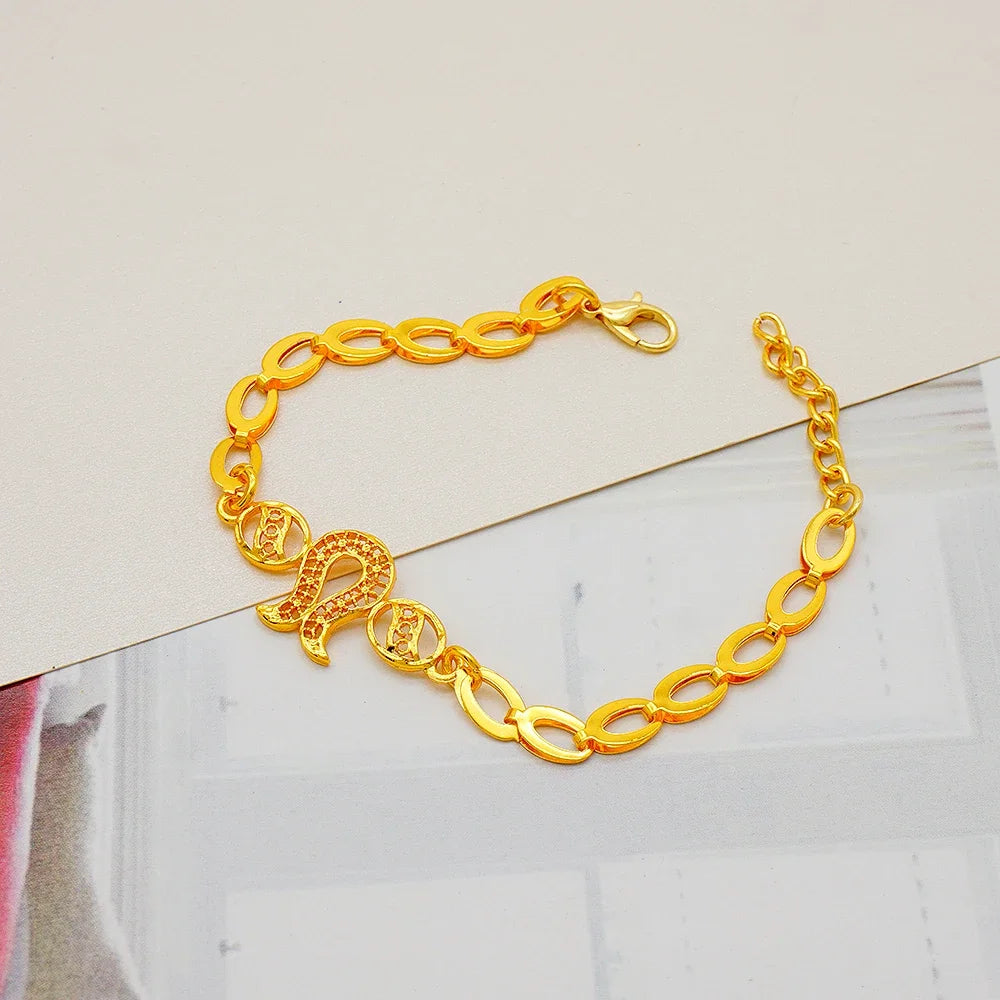 Arabic Women Gold Color Jewelry Sets Featured Round Pendant Earrings Rings Bracelets Suitable for Wedding Banquets Parties