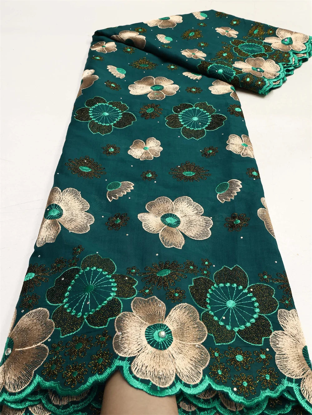 African Cotton Lace Fabric Swiss Voile Lace In Switzerland Hot Sale Nigerian Lace Fabric For Sewing Women Evening Party Dresses