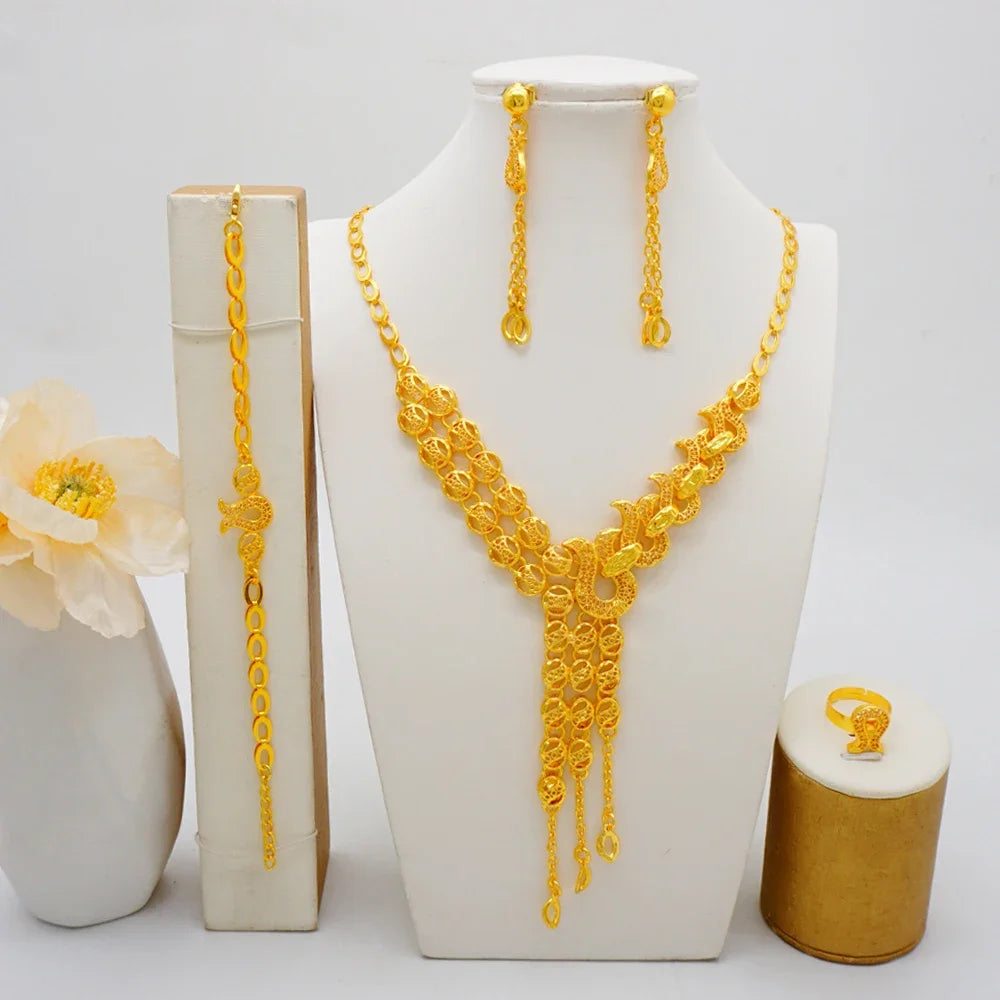 Arabic Women Gold Color Jewelry Sets Featured Round Pendant Earrings Rings Bracelets Suitable for Wedding Banquets Parties