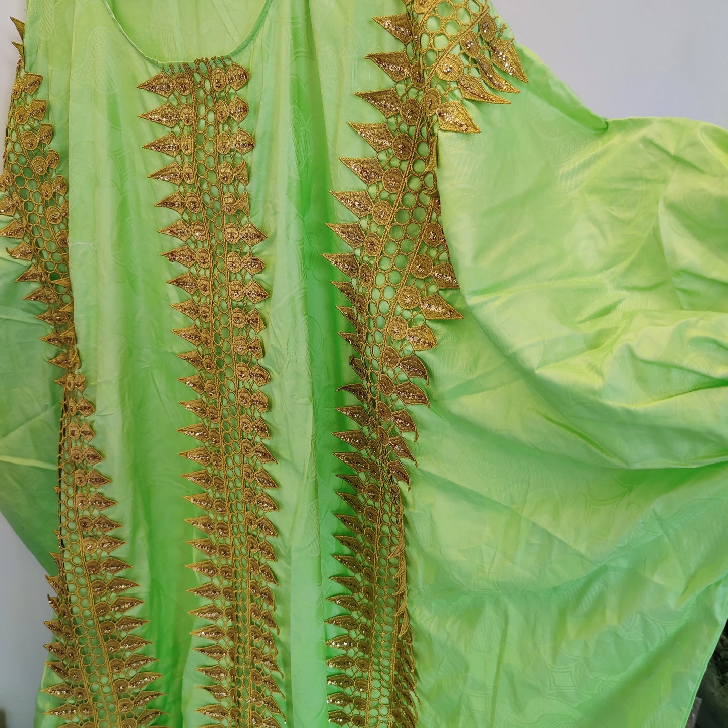 African Red Boubou Bazin Riche Wedding Bride Dress 2024 Latest Nigerian Mali Mix Size Dashiki With Gold Dust Embroidery Gown