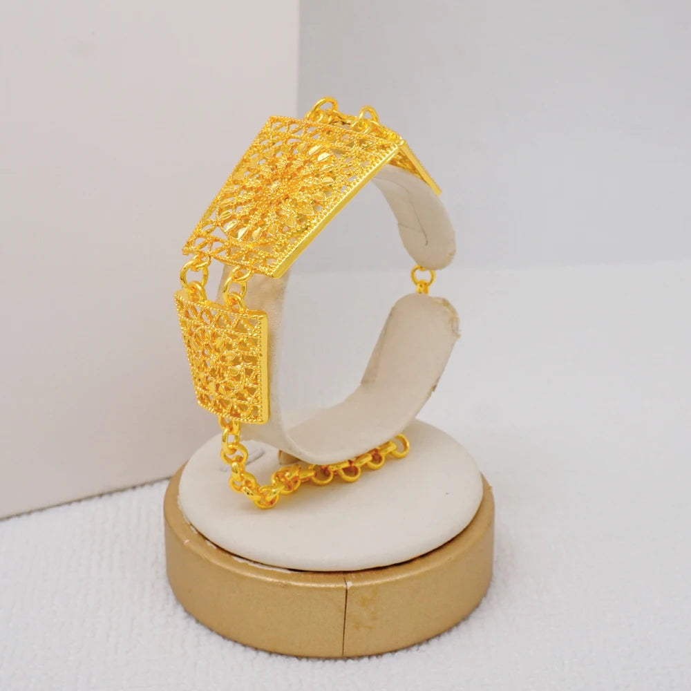 Dubai Jewelry Set Golden Color Drop Earring Cuff Bracelet Bangle Pendant Necklace Arab Wedding Gift