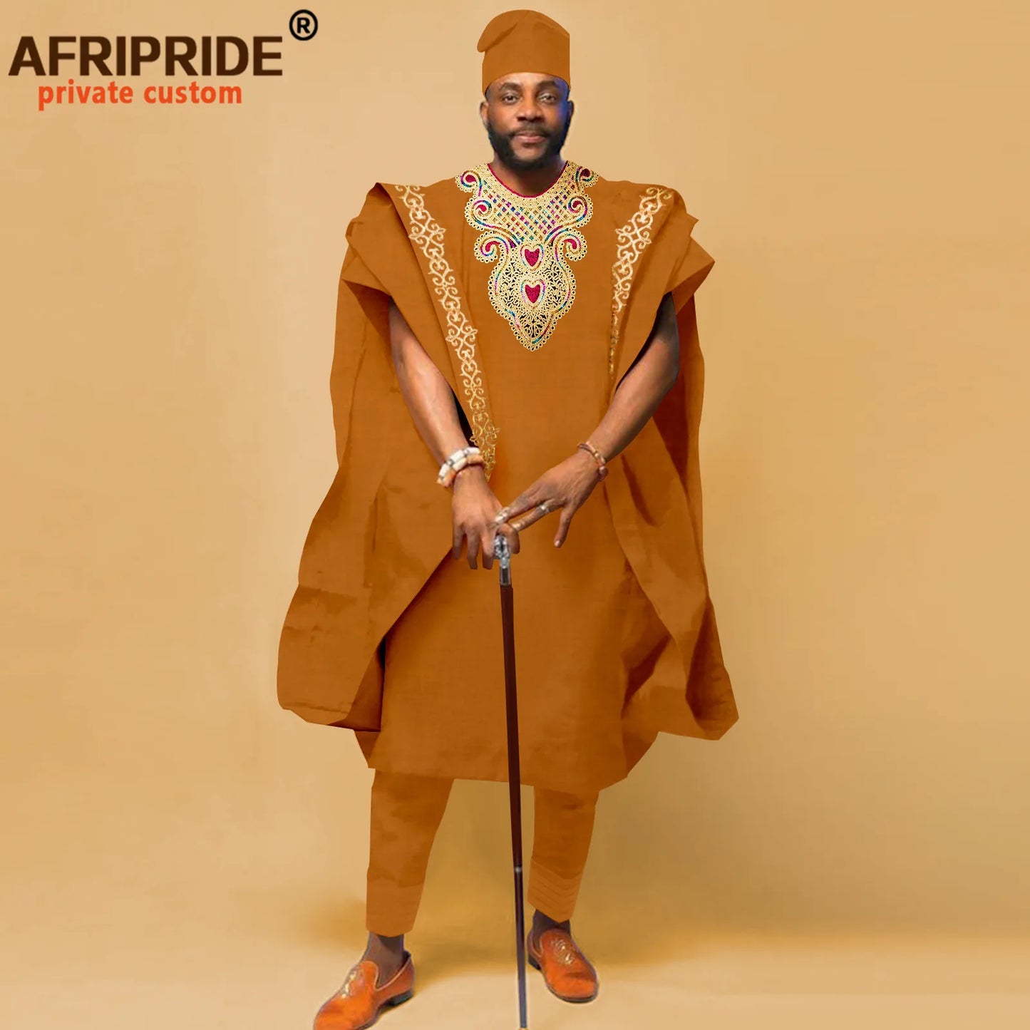 African Men`s Clothing Embroidery Agbada Shirts Pants and Hats 4 Piece Set Traditional Garments for Wedding Evening A2216066