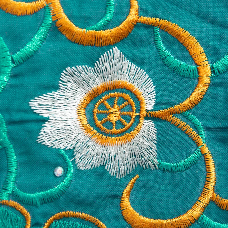 2024 High Quality Cotton Swiss Voile Lace with Crystal African Embroidered Lace Fabric for Sew Wedding Party Women Dress TY3052