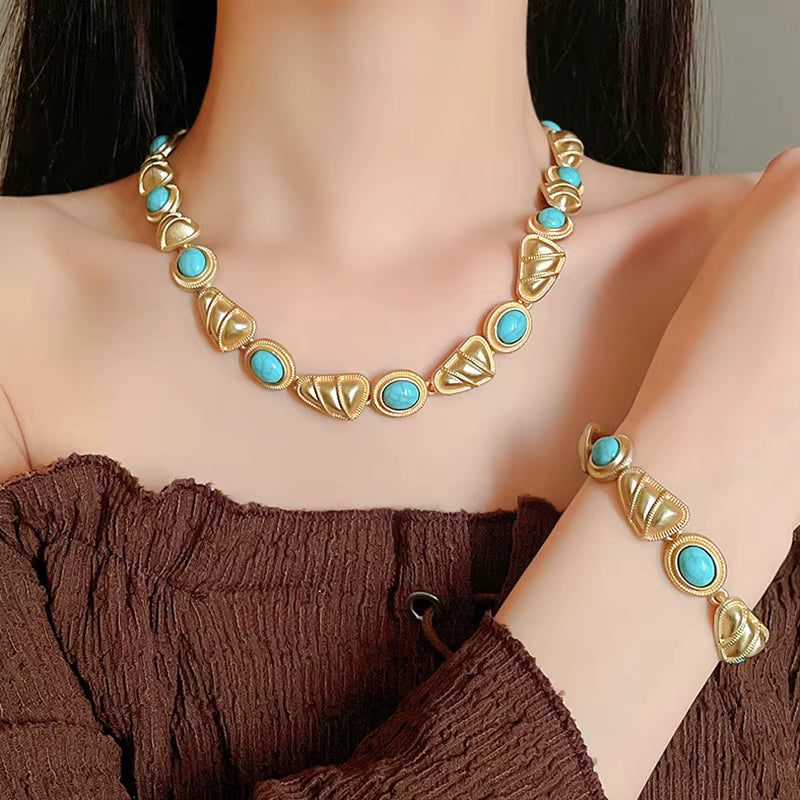 Vintage necklace with palace style geometric earrings and necklace