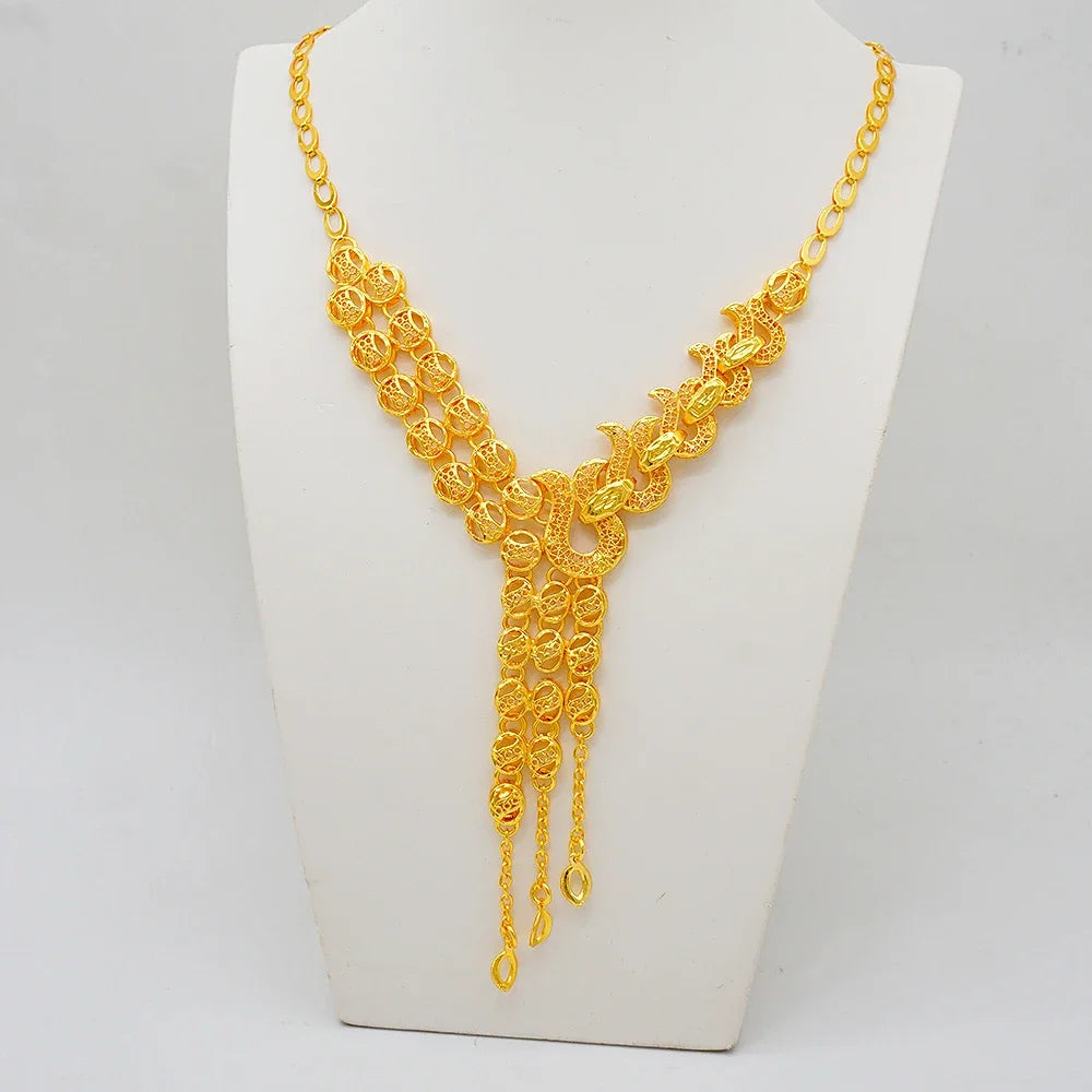 Arabic Women Gold Color Jewelry Sets Featured Round Pendant Earrings Rings Bracelets Suitable for Wedding Banquets Parties