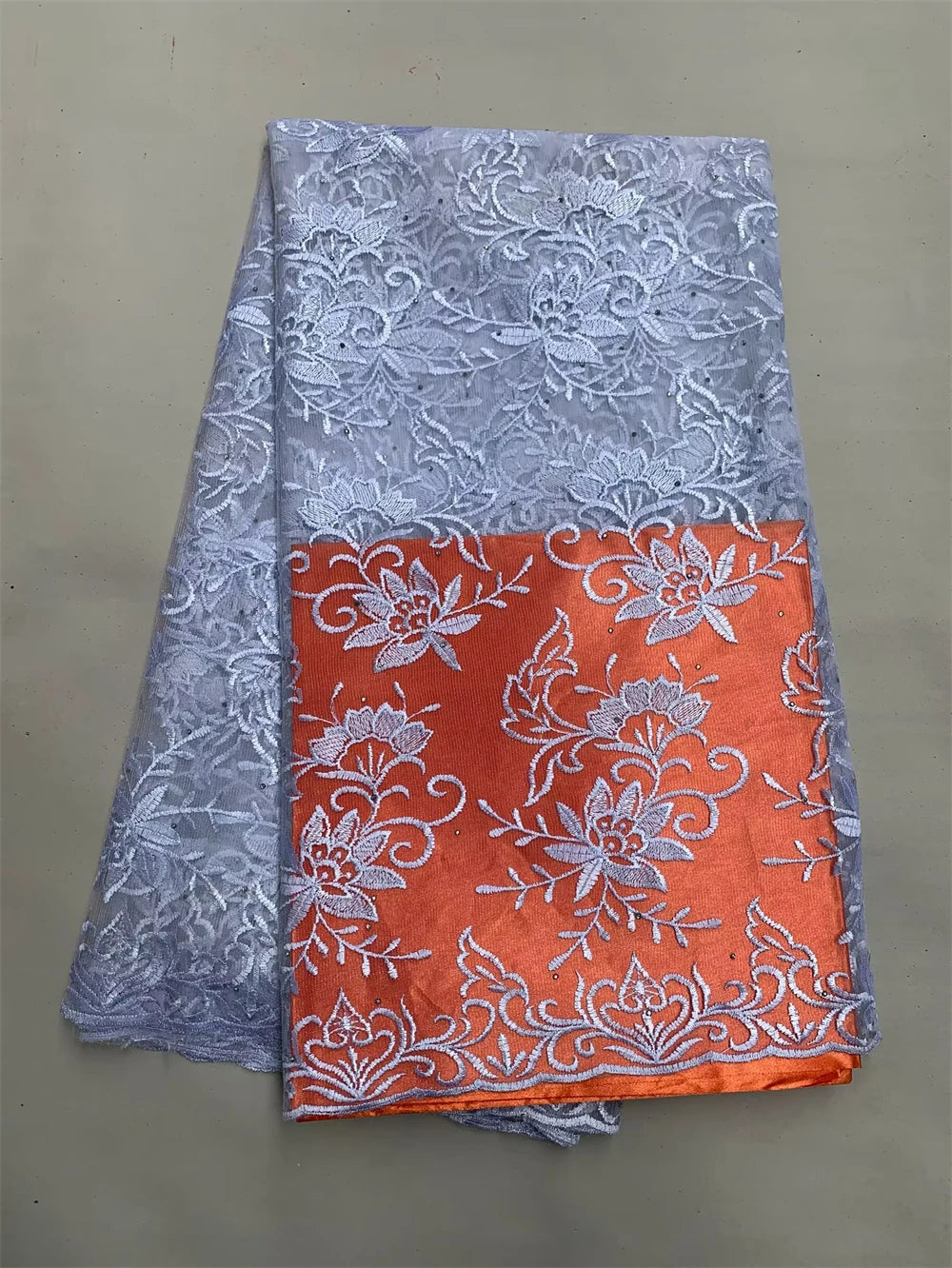 White And Black Lace Fabric Hot Selling African Tulle Lace Fabric 5 Yards Nigerian Lace For Wwomen Dress