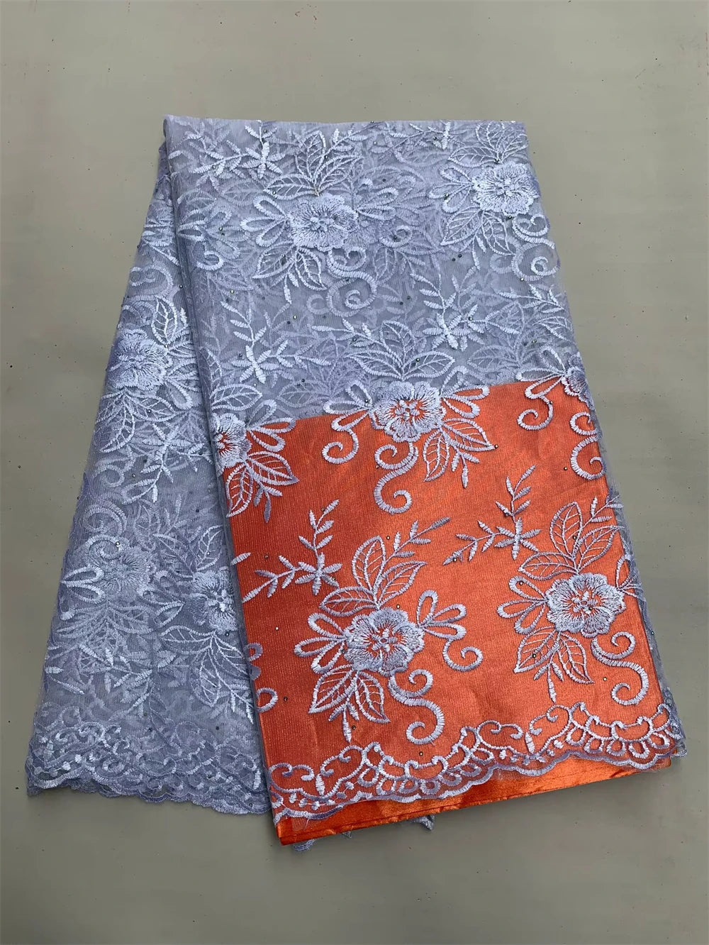 White And Black Lace Fabric Hot Selling African Tulle Lace Fabric 5 Yards Nigerian Lace For Wwomen Dress