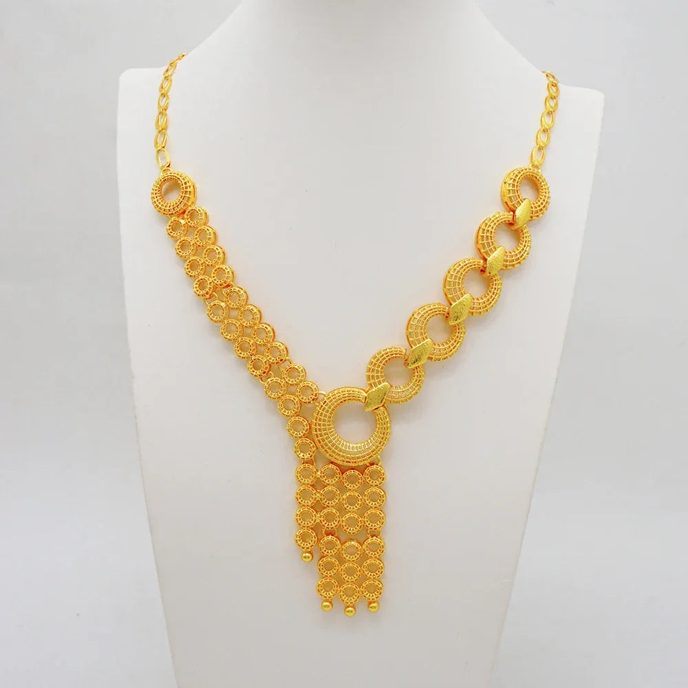 Arabic Women Gold Color Jewelry Sets Featured Round Pendant Earrings Rings Bracelets Suitable for Wedding Banquets Parties