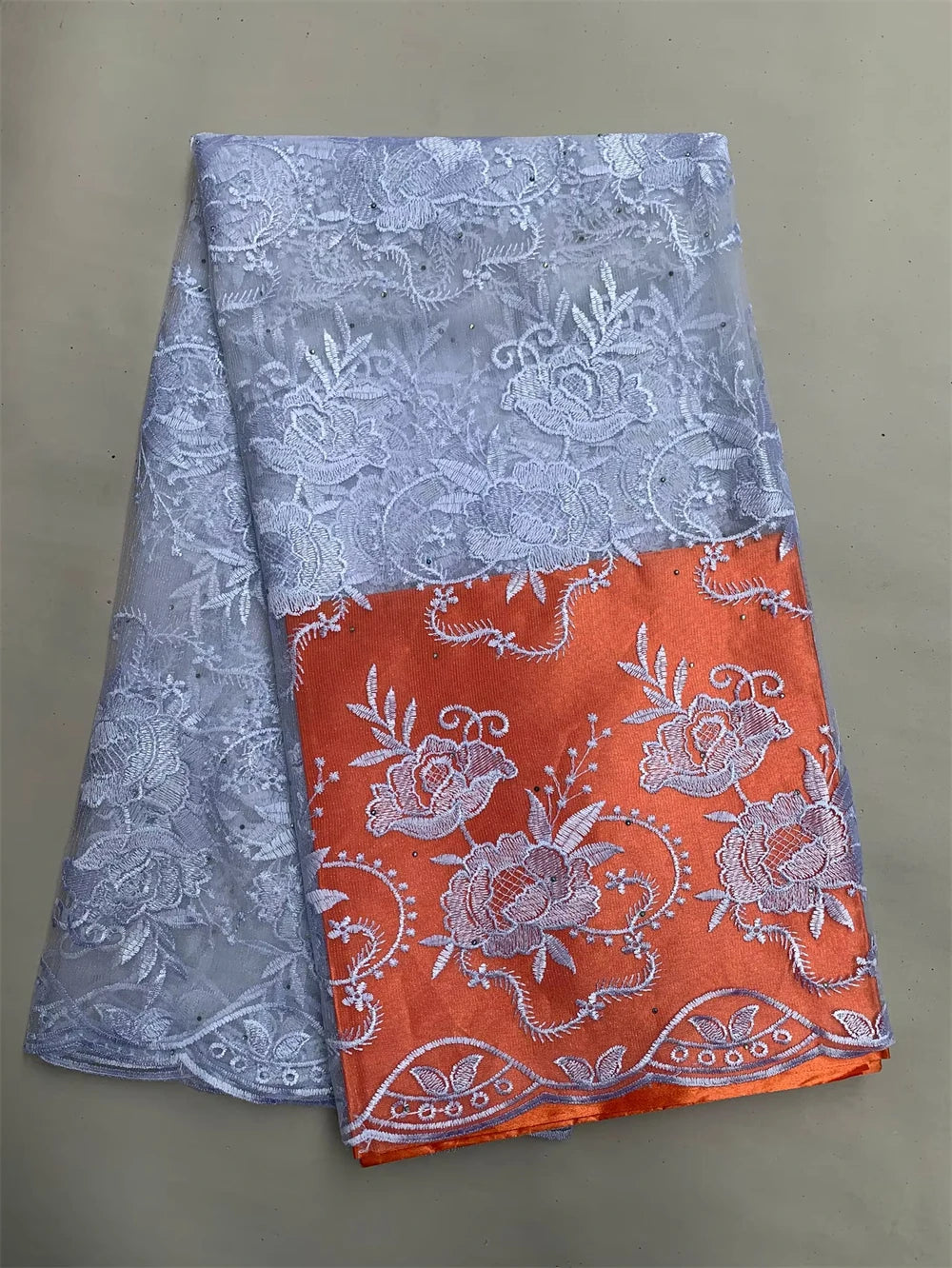 White And Black Lace Fabric Hot Selling African Tulle Lace Fabric 5 Yards Nigerian Lace For Wwomen Dress