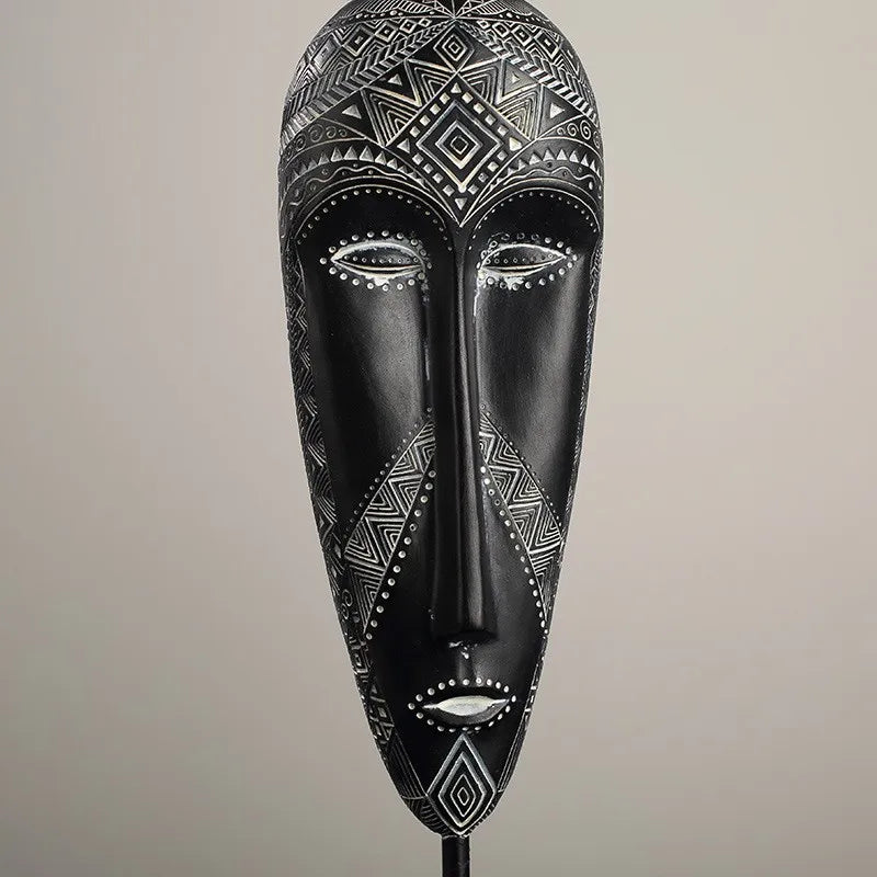 African Style Face Mask Ornament Sculpture Decoration Resin Arts And Crafts Originality Pattern Carving Retro With Base For Home
