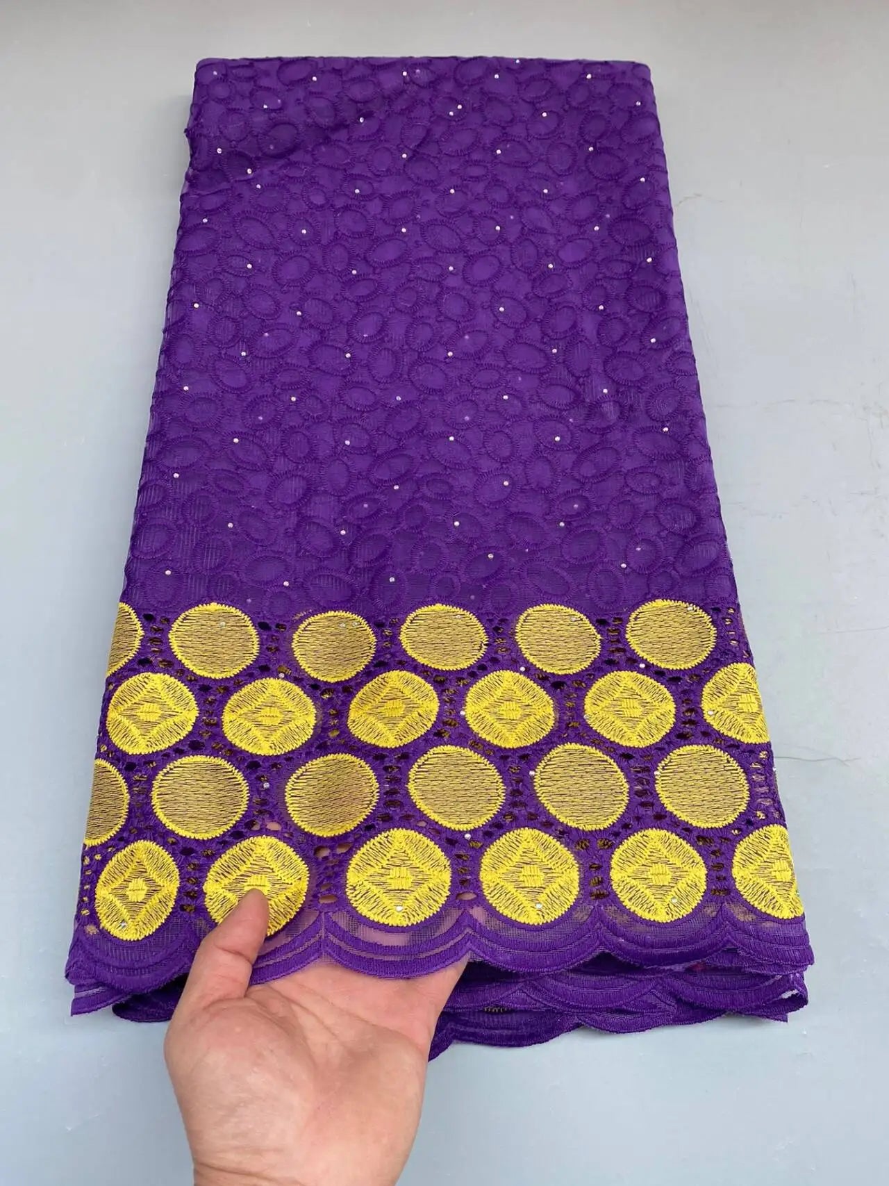 White And Black Lace Fabric Hot Selling African Tulle Lace Fabric 5 Yards Nigerian Lace For Wwomen Dress