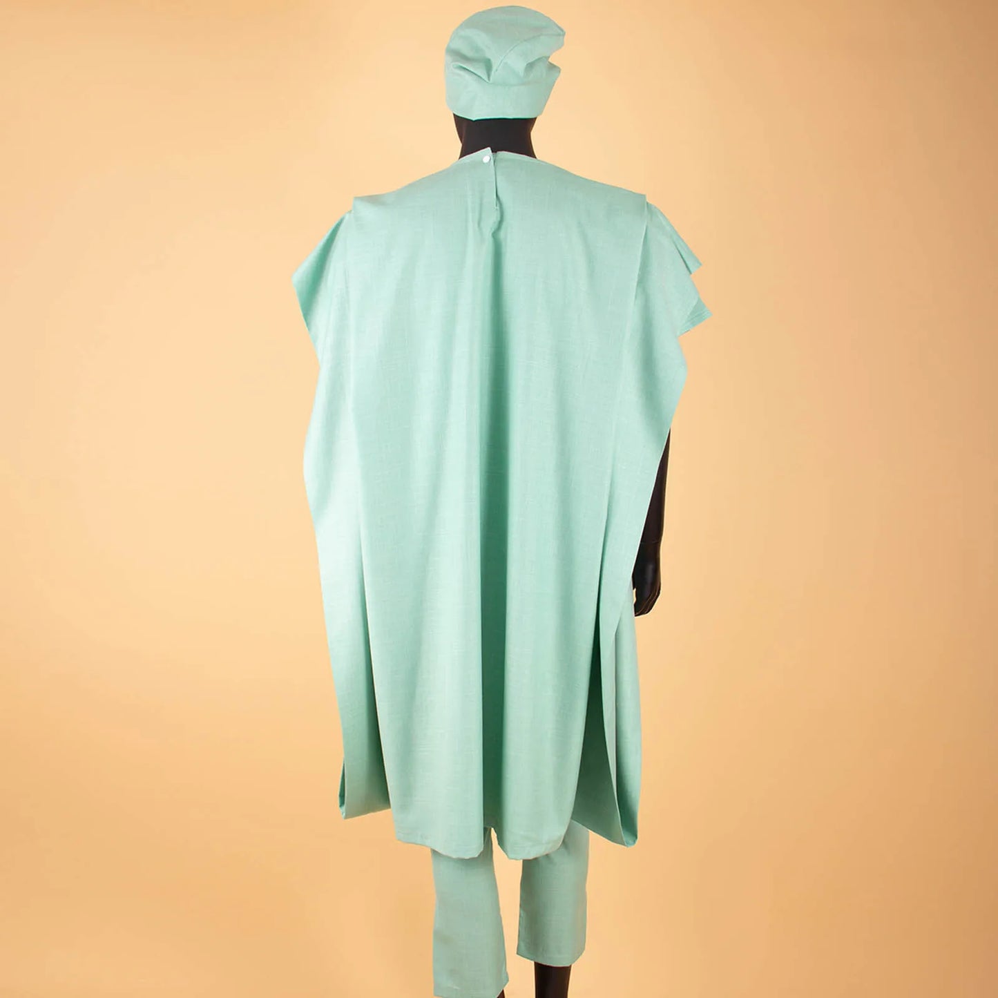 African Men`s Clothing Embroidery Agbada Shirts Pants and Hats 4 Piece Set Traditional Garments for Wedding Evening A2216066