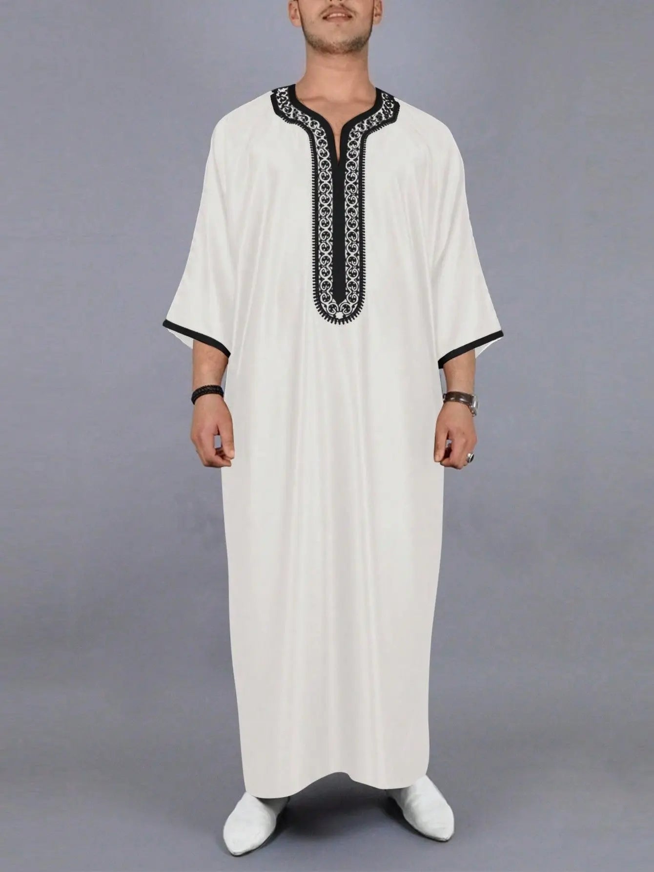 2025 Muslim Men's Casual Jubba Thobe Fashion Abayas Middle East Ethnic Style Hooded Long Robes Pakistani Islamic Clothing Homme