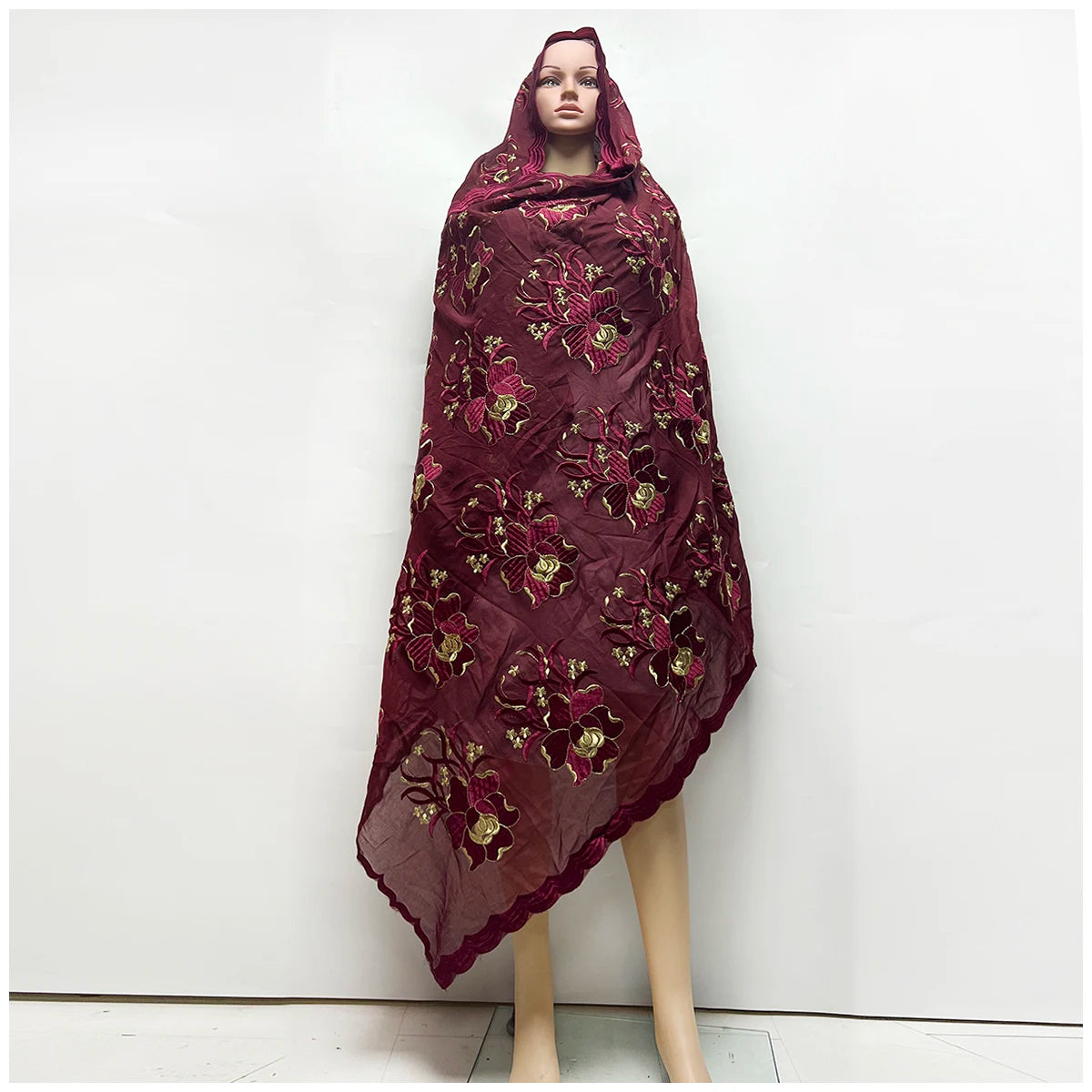 High Quality 100% Cotton Fabric Rayon Cotton Thread Eembroidered Scarf African Women Hijab Muslim Scarf Dubai Excellent Style