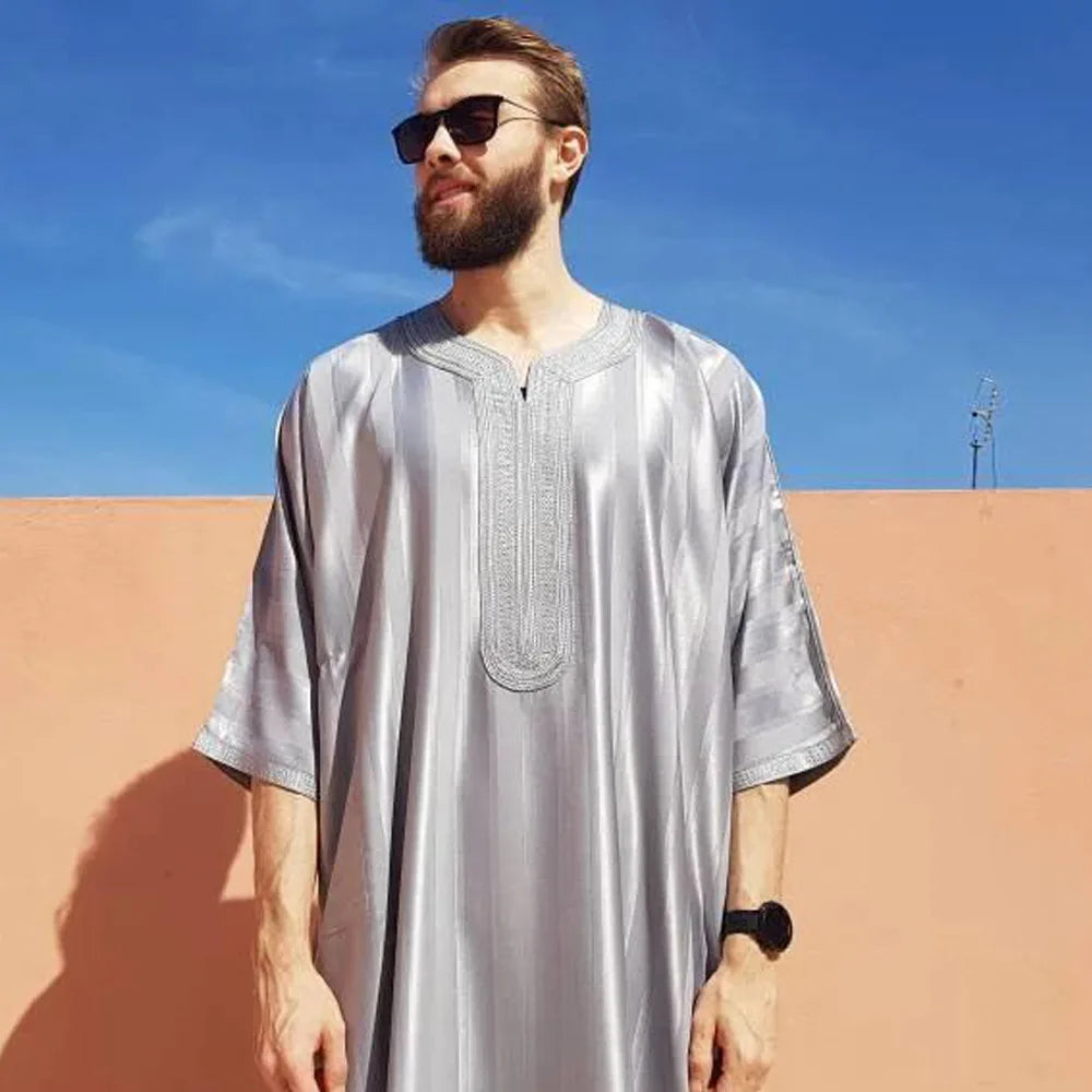 2025 Muslim Men's Casual Jubba Thobe Fashion Abayas Middle East Ethnic Style Hooded Long Robes Pakistani Islamic Clothing Homme