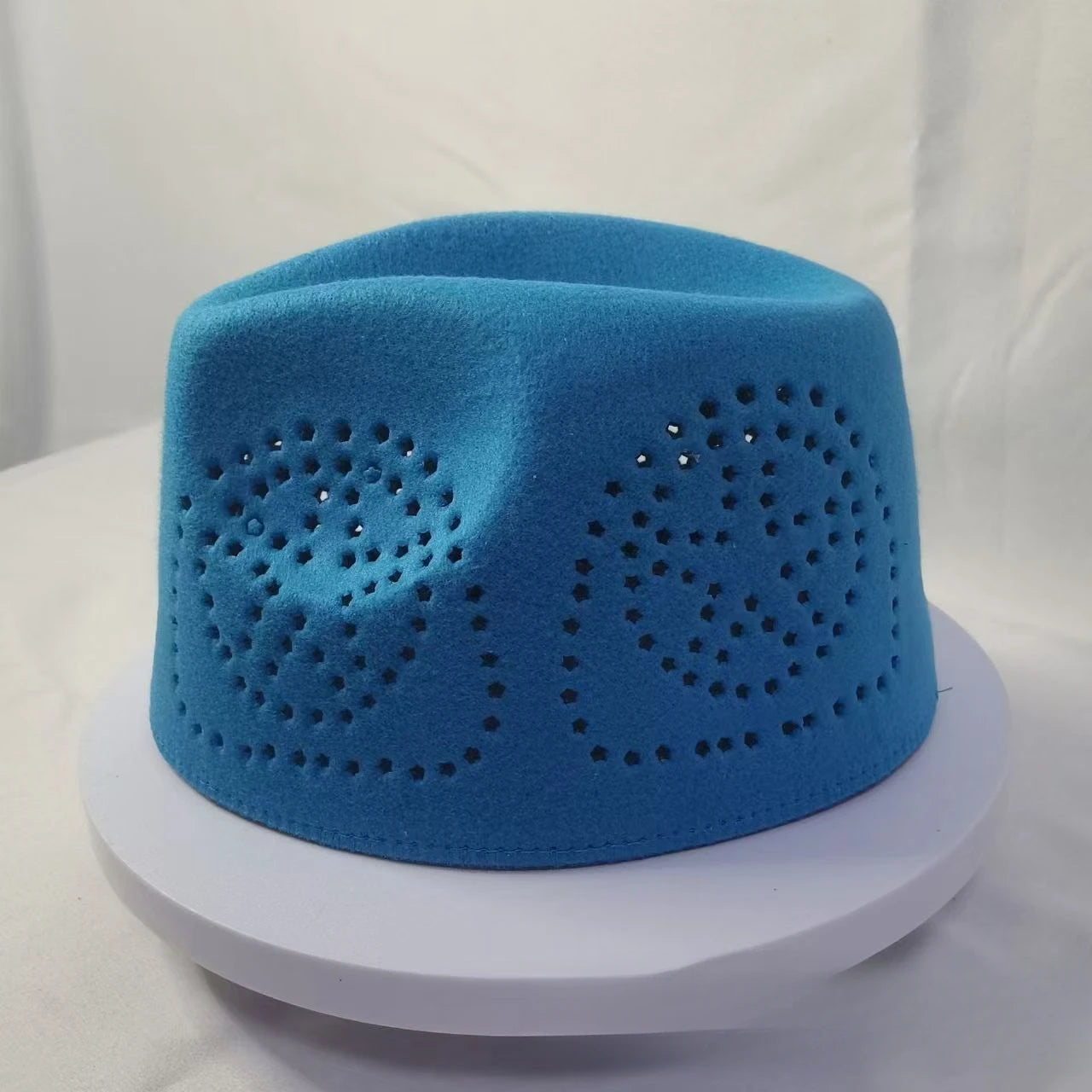 Muslim Hats New Arrival Green Red Eid Ramadam Prayer Elegant Caps for Men Cotton Dancing Ourdoor Indoor Evening Party Hat